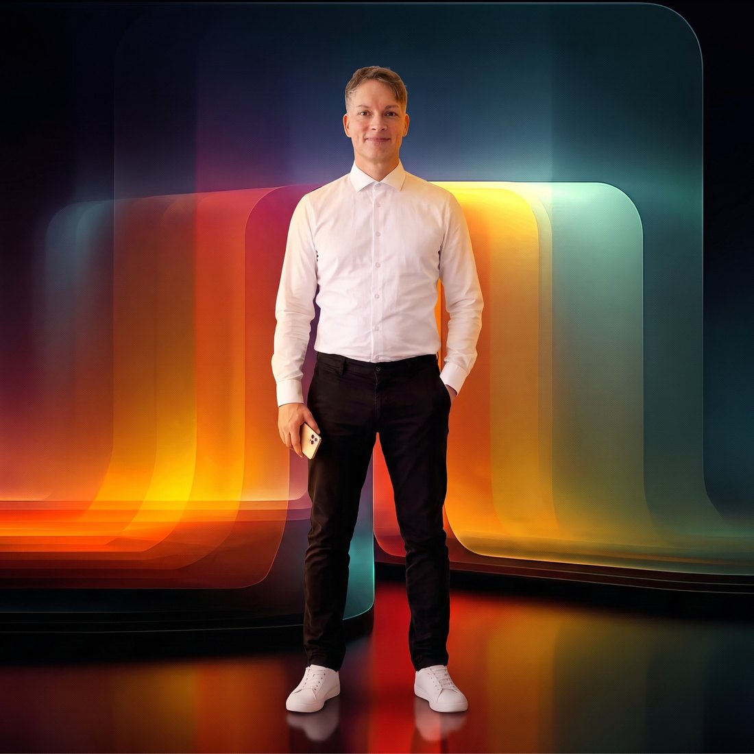 Sebastian Gutsche, Gründer von lyklee, im Verkaufsgespräch am Telefon